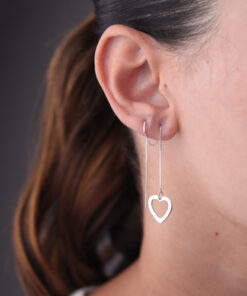 Brinco Agulha Coração Vazado