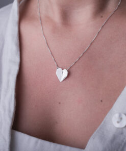 Alternative view of Colar Coração Origami