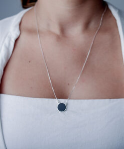 Escapulário Ágata Negra e Madrepérola