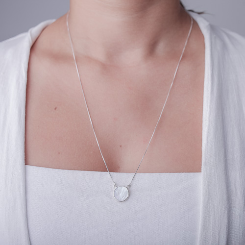 Escapulário Ágata Negra e Madrepérola - Imagem 2