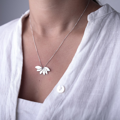 Colar Flor de Lótus